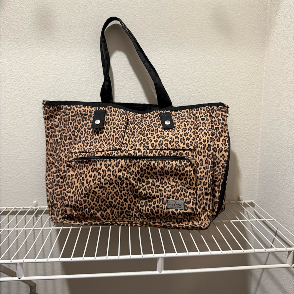 Stylish Leopard Print Tote with Black Accents